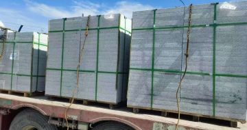 遵义 芝麻白花岗岩地铺石装车日常