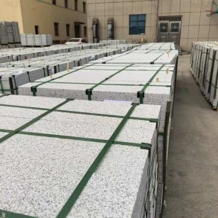 遵义 白麻花岗岩5.0公分荔枝面地铺石