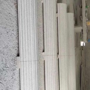 遵义 花岗岩厂家带你看白麻花岗岩门楼大柱柱皮