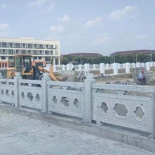 遵义 白麻花岗岩荔枝面河道栏杆