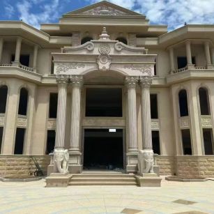 遵义 黄金麻别墅外墙干挂，大柱，大象，蘑菇石，雕花板