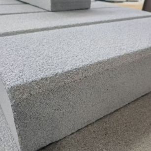 遵义 芝麻灰荔枝面路沿石