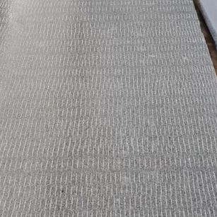 遵义 芝麻灰花岗岩斧剁面，刀斩面