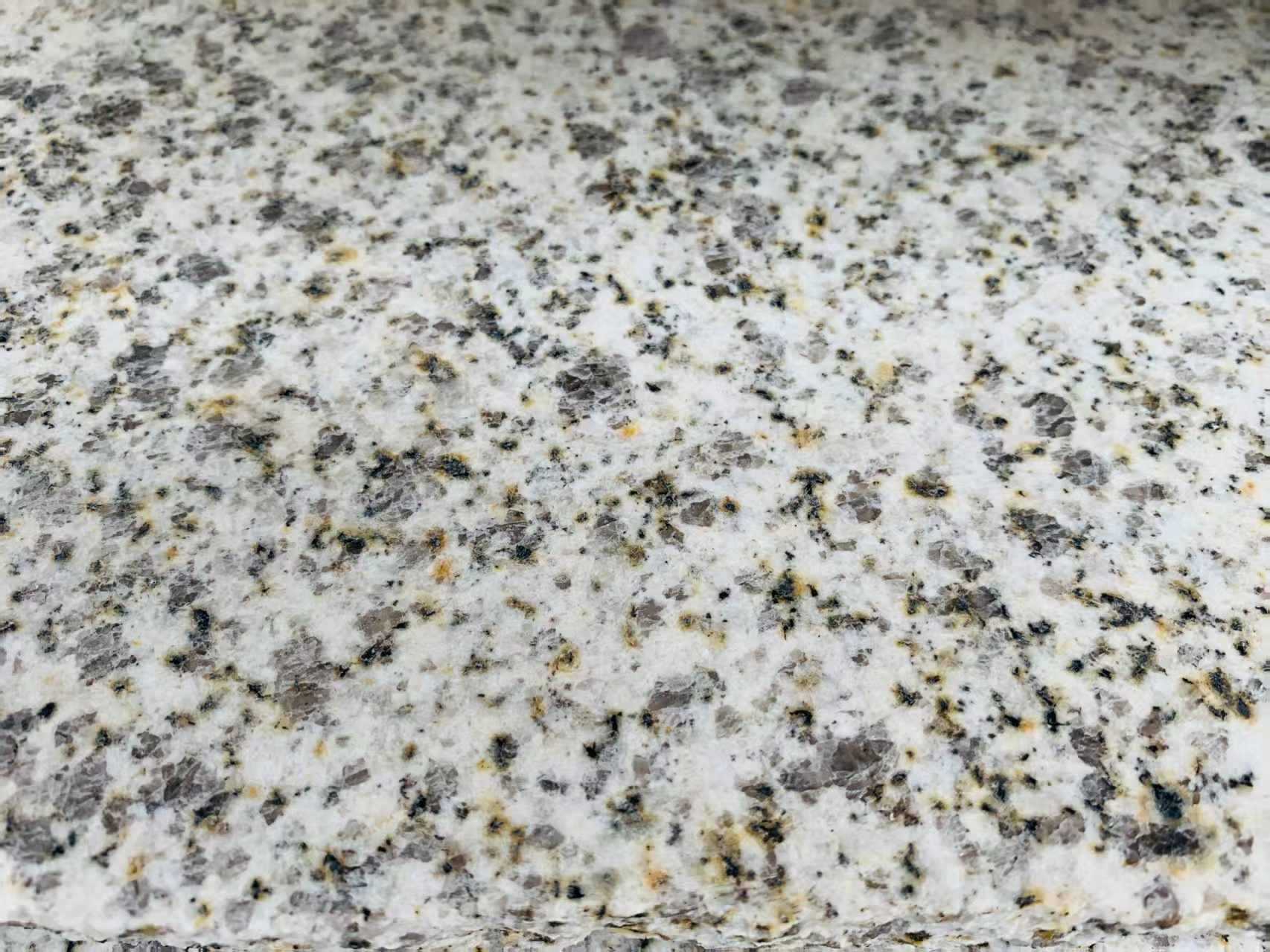 遵义 黄金麻花岗岩石材浅黄光面