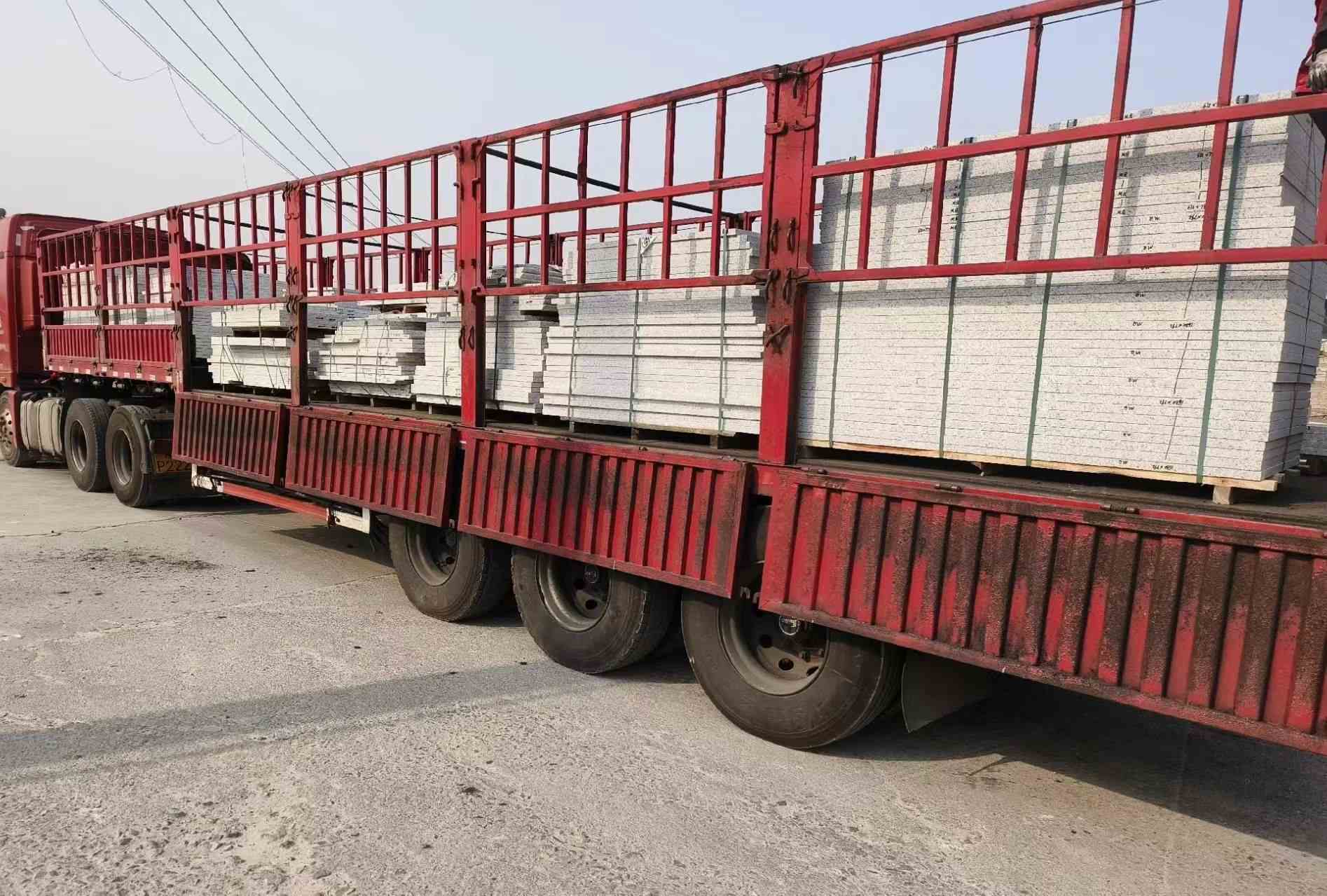 遵义 白麻荔枝面外墙干挂，工厂装车日常