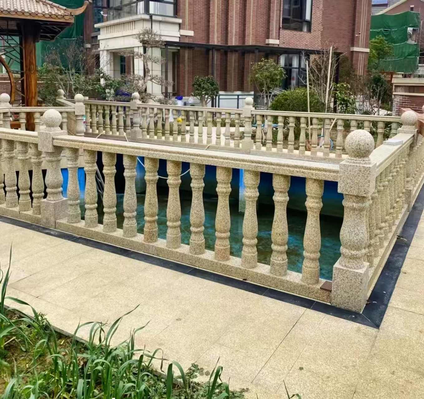 遵义黄金麻花岗岩石材栏杆，扶手，将军柱，花瓶柱