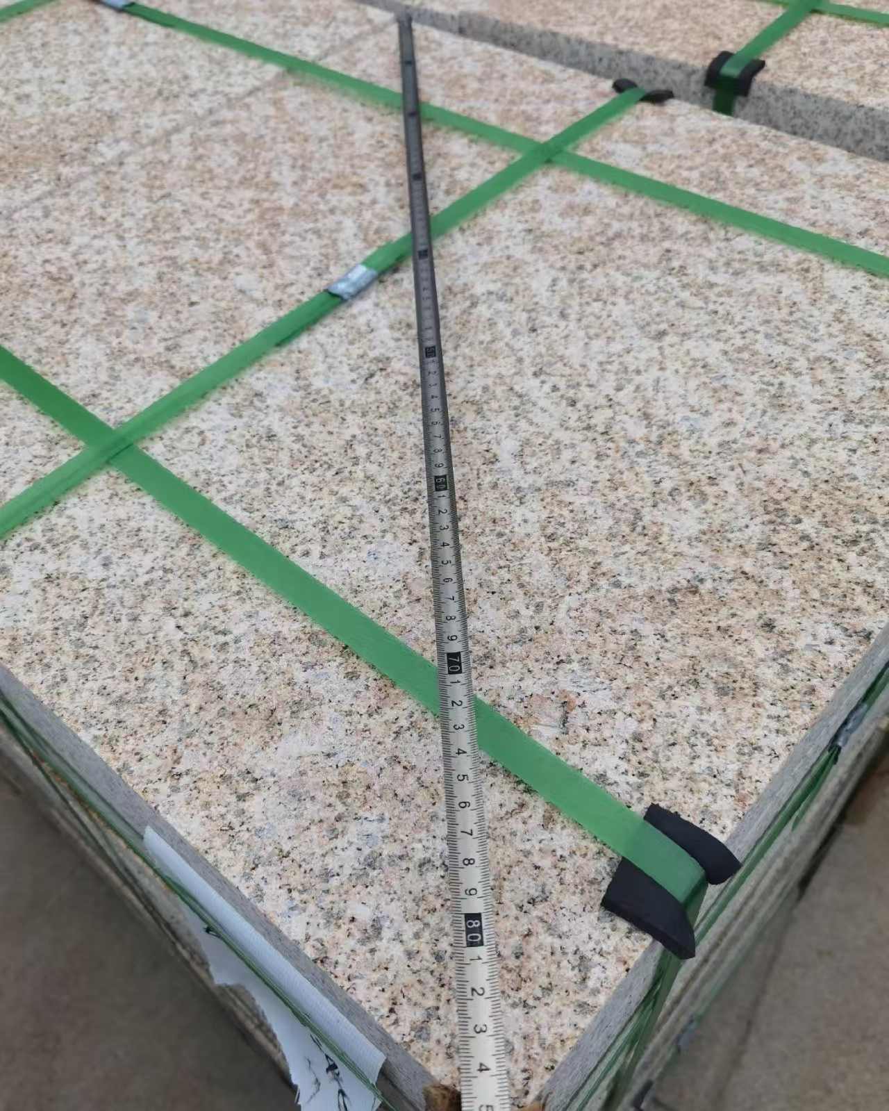 遵义 黄金麻火烧面地铺石