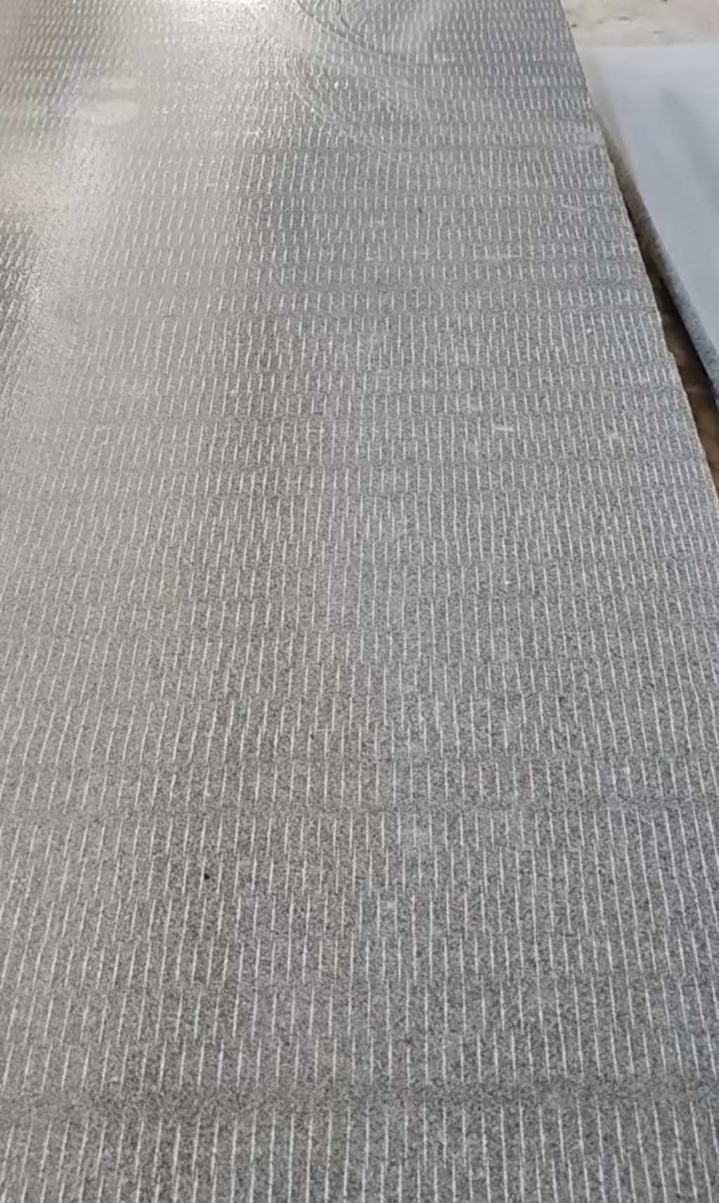 遵义 芝麻灰花岗岩斧剁面，刀斩面