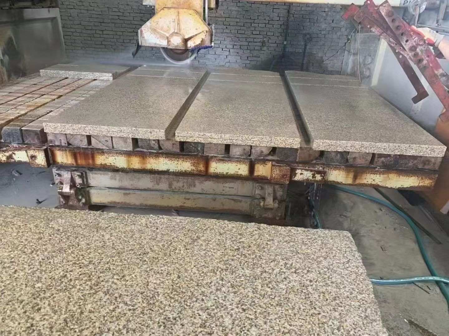 遵义 黄金麻荔枝面成品板加工