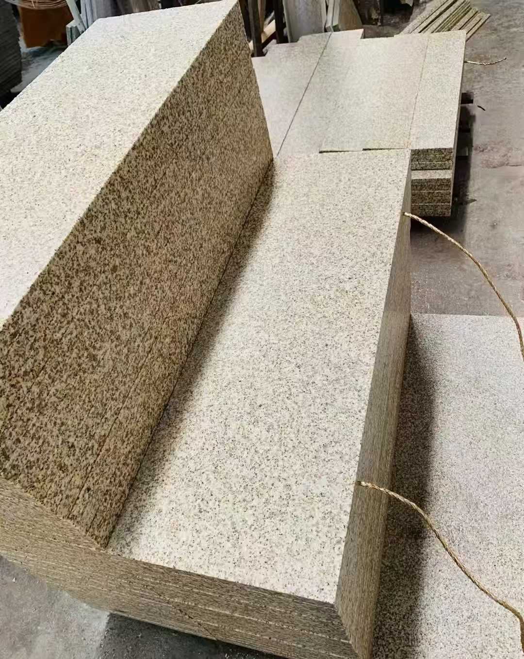 遵义 黄金麻荔枝面外墙干挂成品