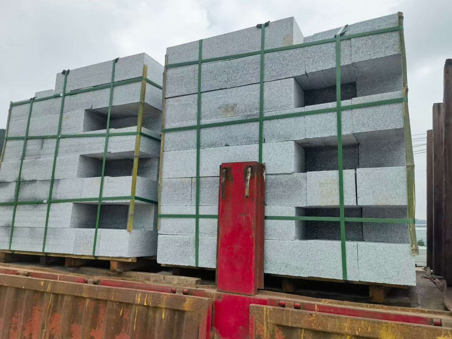 遵义 芝麻白花岗岩路沿石，平石，路侧石，马路牙子，路缘石，立缘石，平缘石等