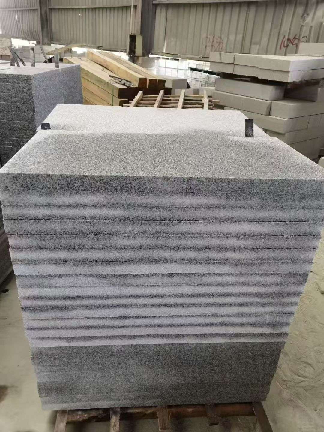 遵义 芝麻白5公分火烧地铺成品，900*400，规格可定制