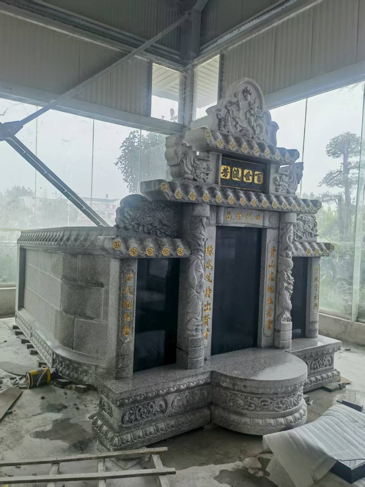 遵义 芝麻白墓碑效果展示图