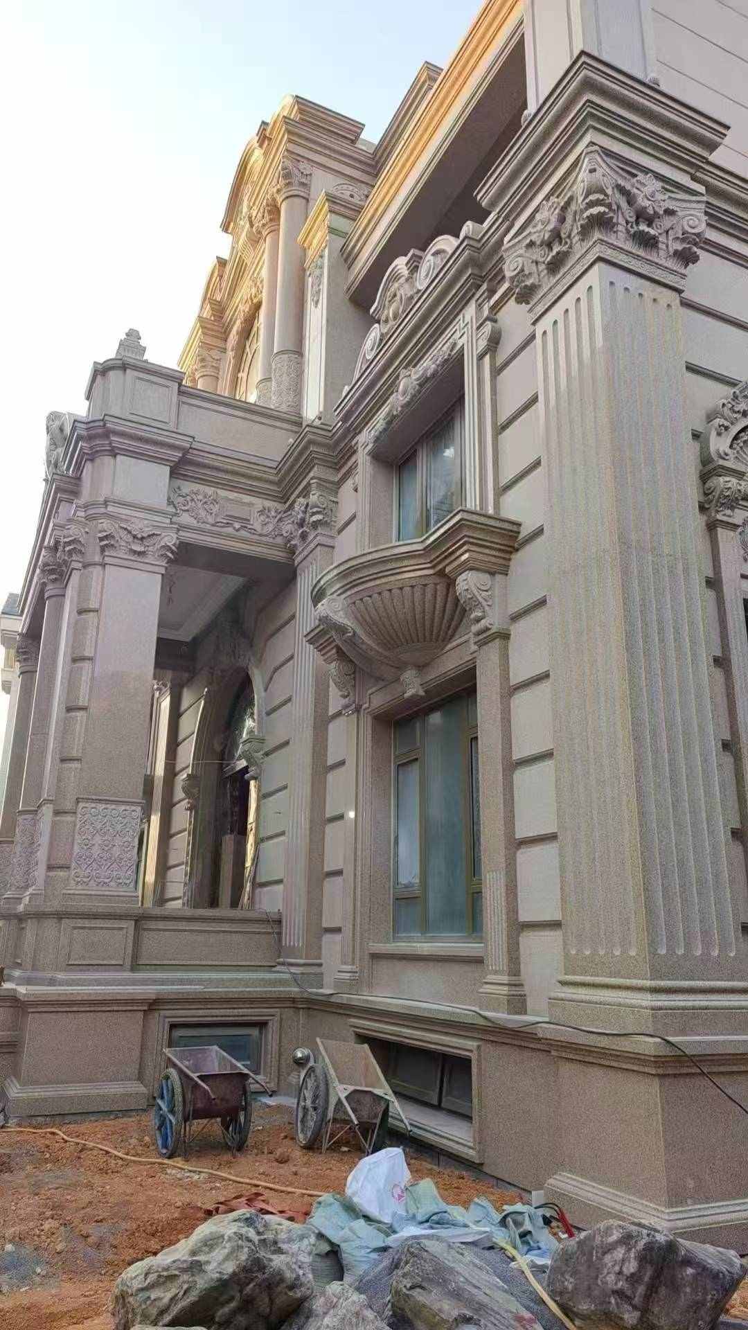 遵义 黄金麻花岗岩光面别墅外墙干挂施工完成