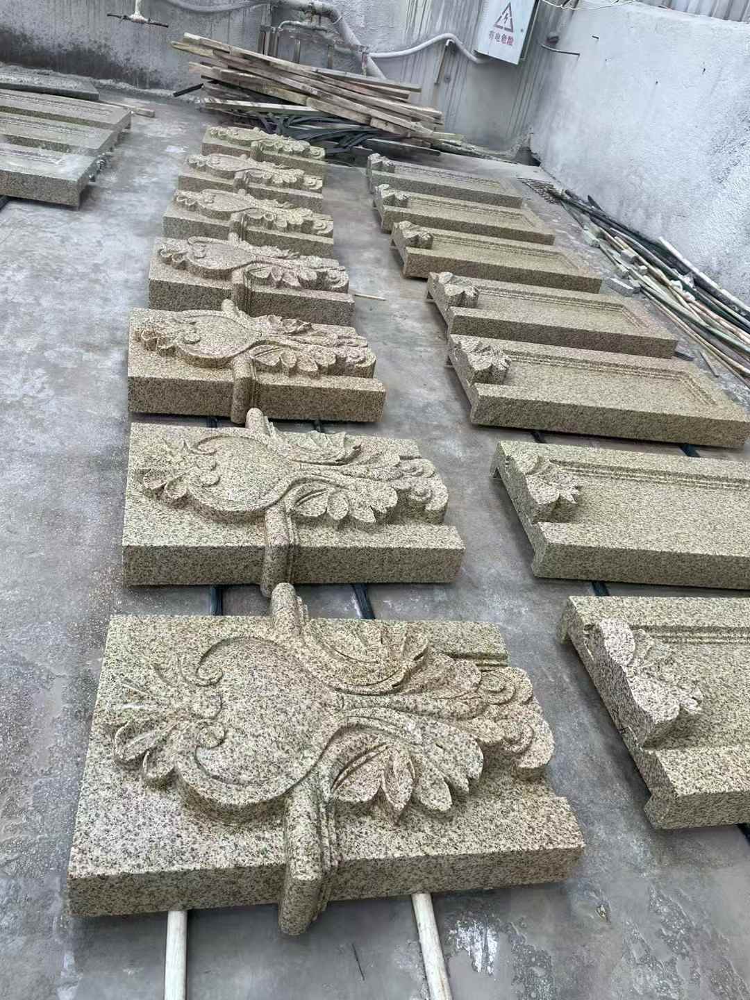 遵义 黄金麻花岗岩别墅外墙雕刻板