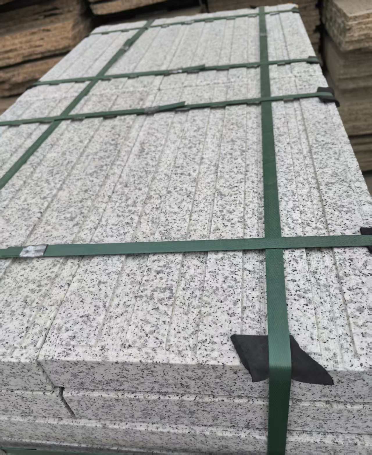 遵义 白麻花岗岩直行盲道石，盲条，地铺石