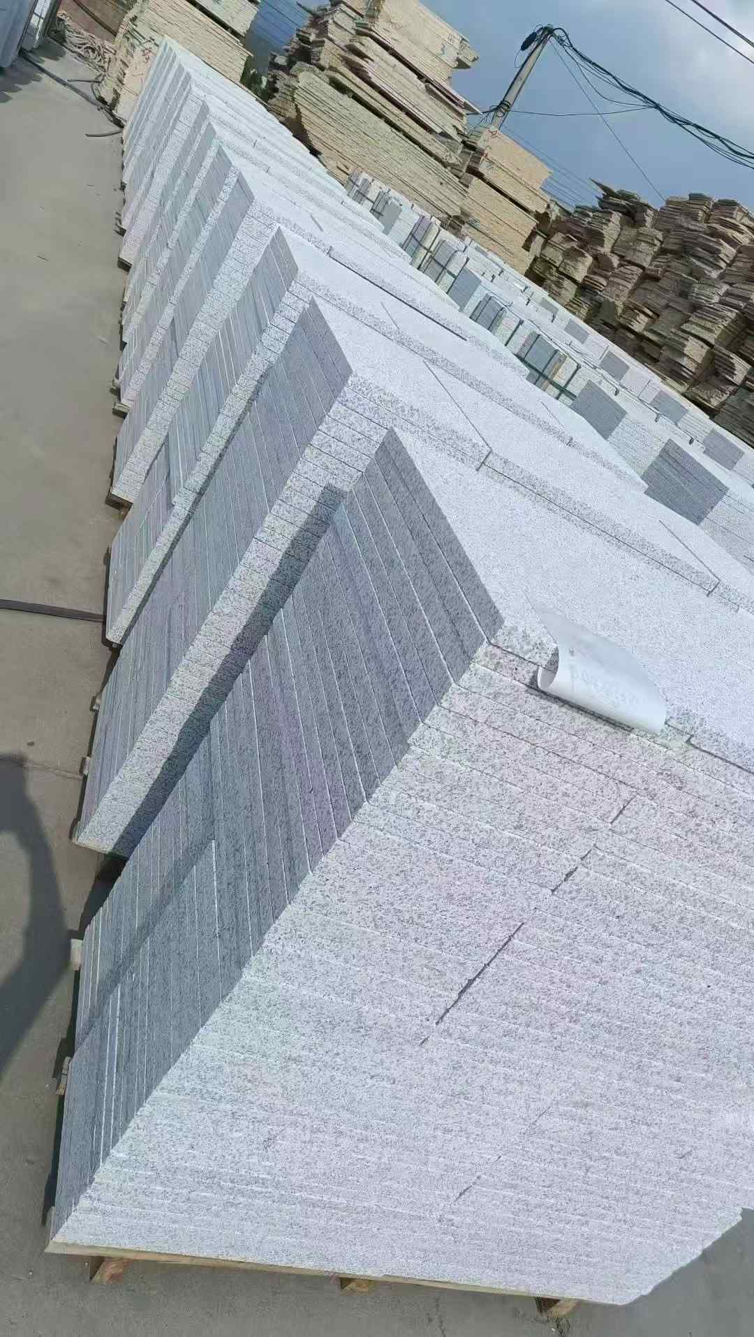 遵义 白麻荔枝面花岗岩地铺石