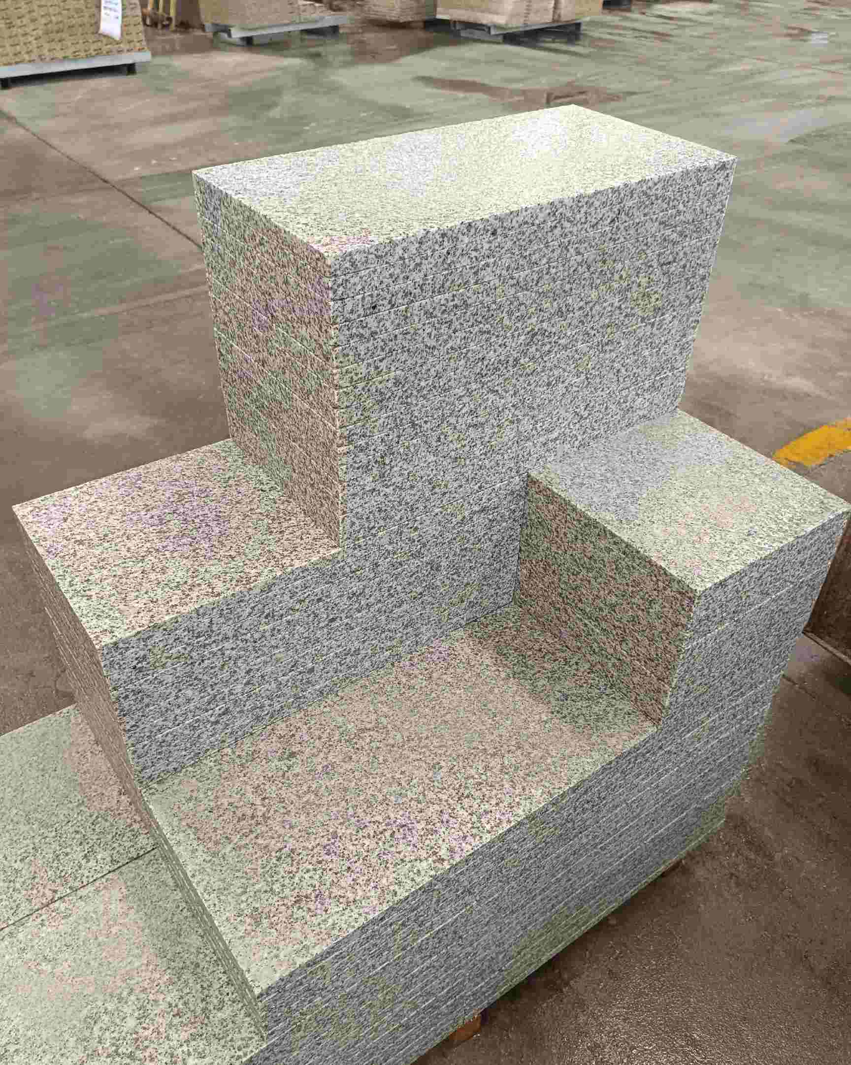 遵义 白麻花岗岩荔枝面地铺石