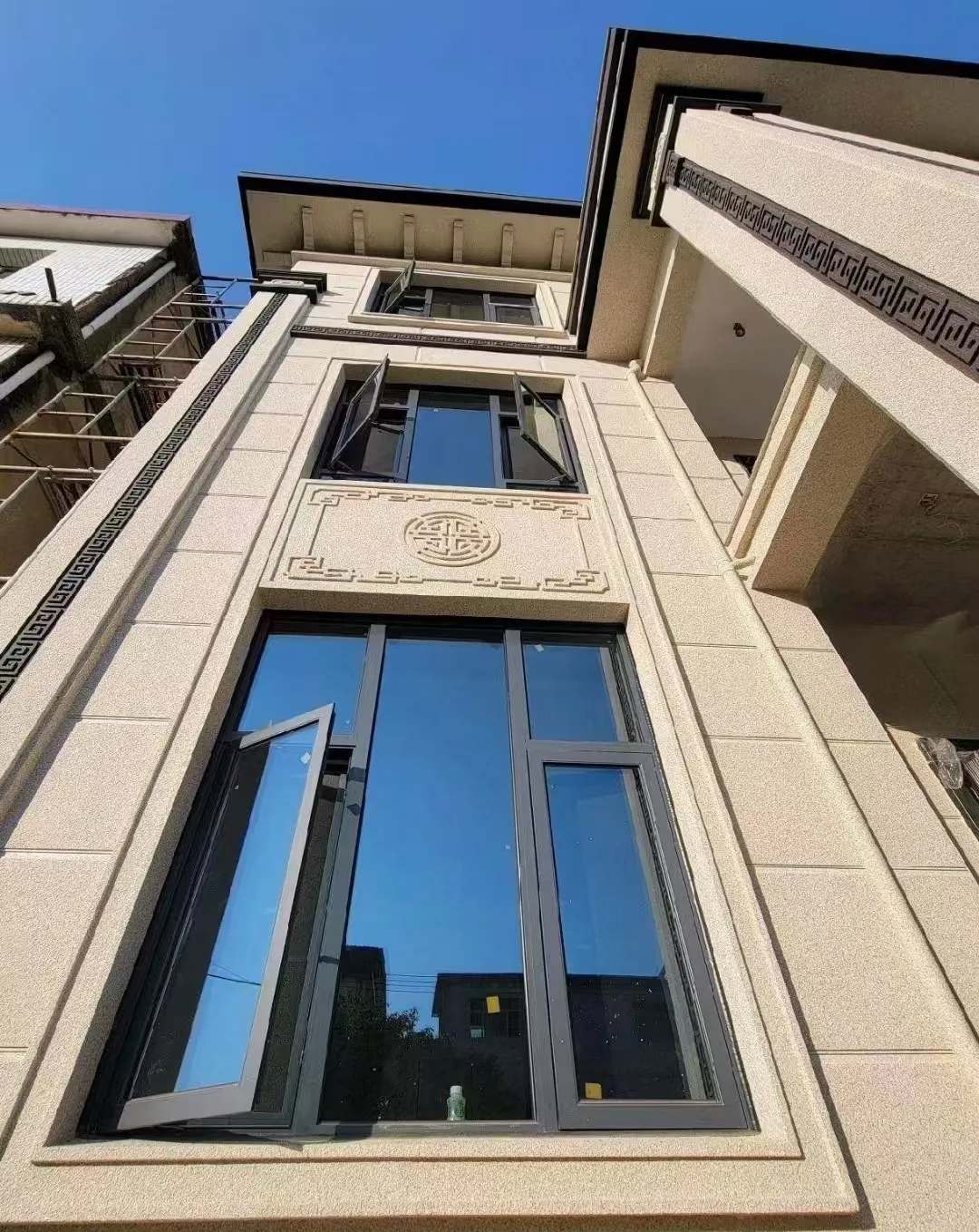 遵义 黄金麻荔枝面别墅外墙干挂效果展示